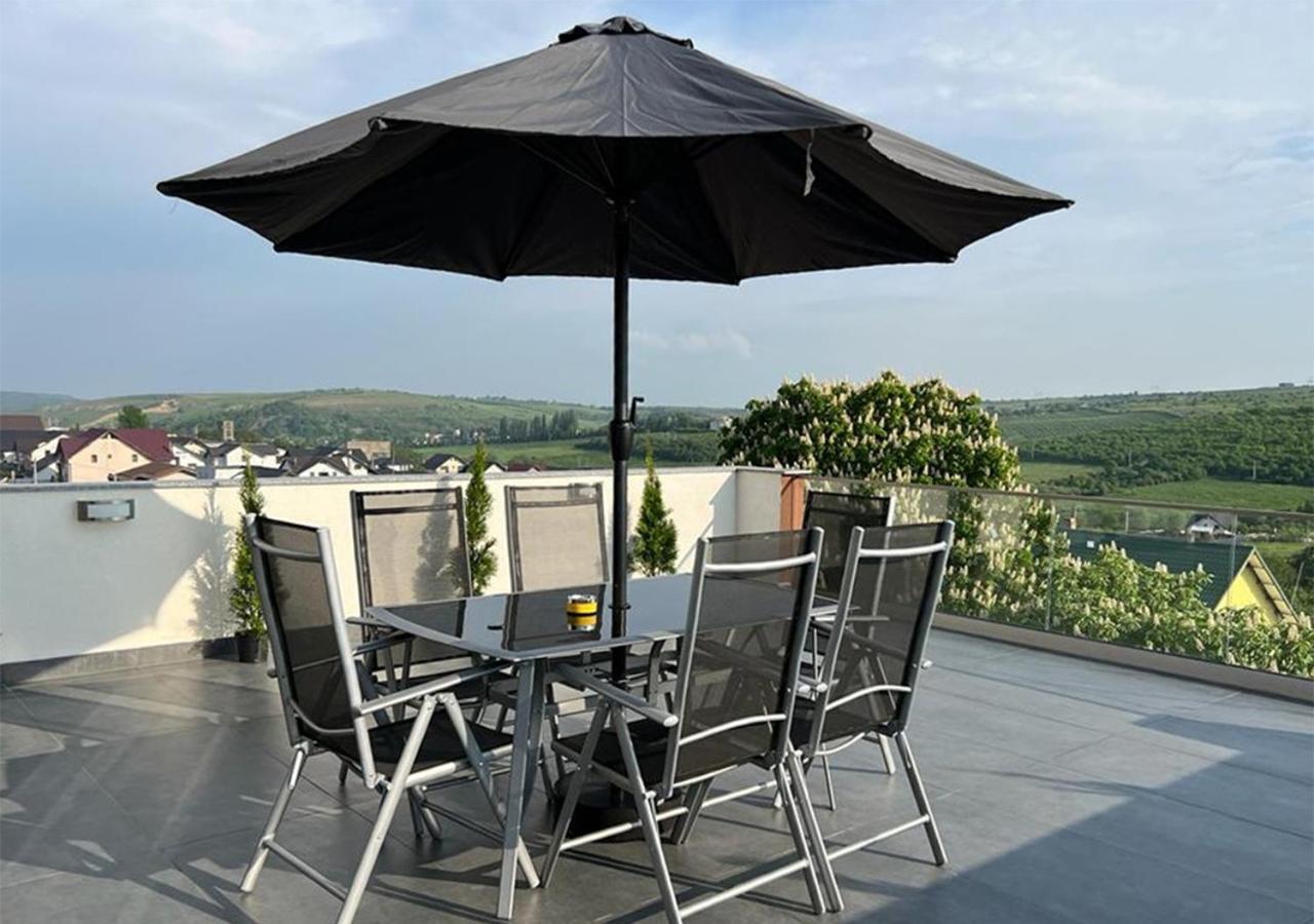 Penthouse Luxury Фэлтичени Экстерьер фото